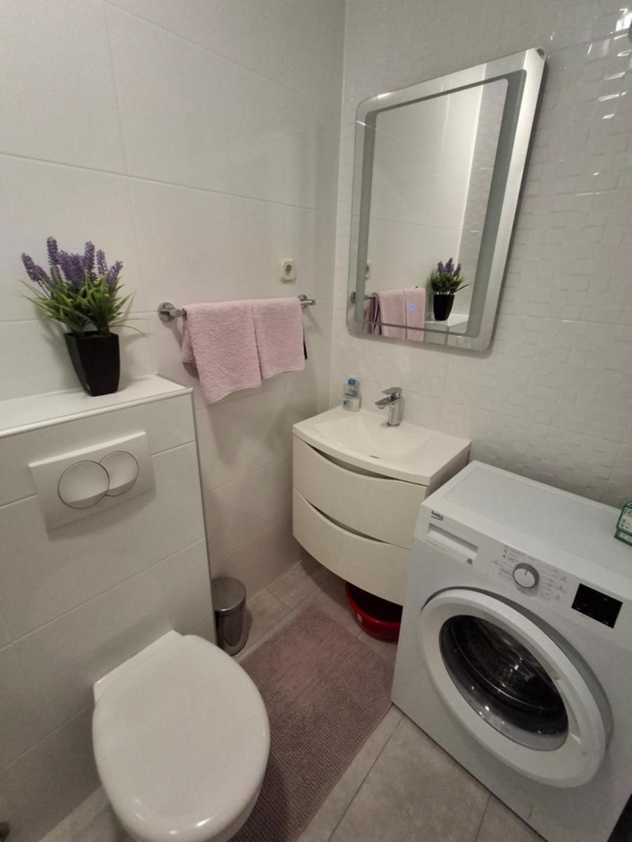Apartment Irena Bol Eksteriør billede